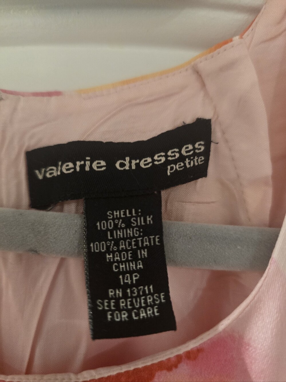 Valerie Dresses Petite Women's Silk Floral Shift Dress Size 14P Pink Sleeveless - Picture 4 of 12